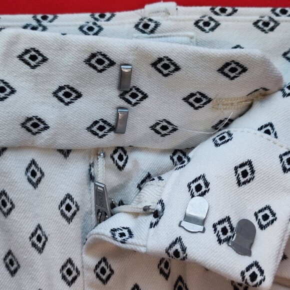 GAP casual pant skinny ankle white with black rhombus design women's size 2 R - Picture 6 of 7